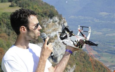 Accompagnement de Ihmati et Aube, le drone à paramoteur